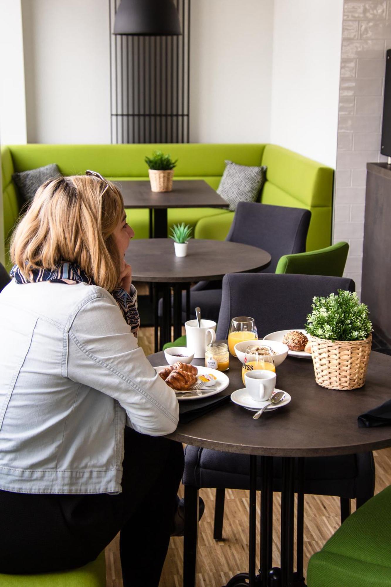 De Brauhotel Bascharage Eksteriør bilde